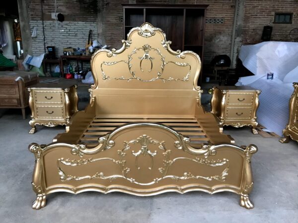 Tempat Tidur Ukir Jepara Gold Mewah Murah